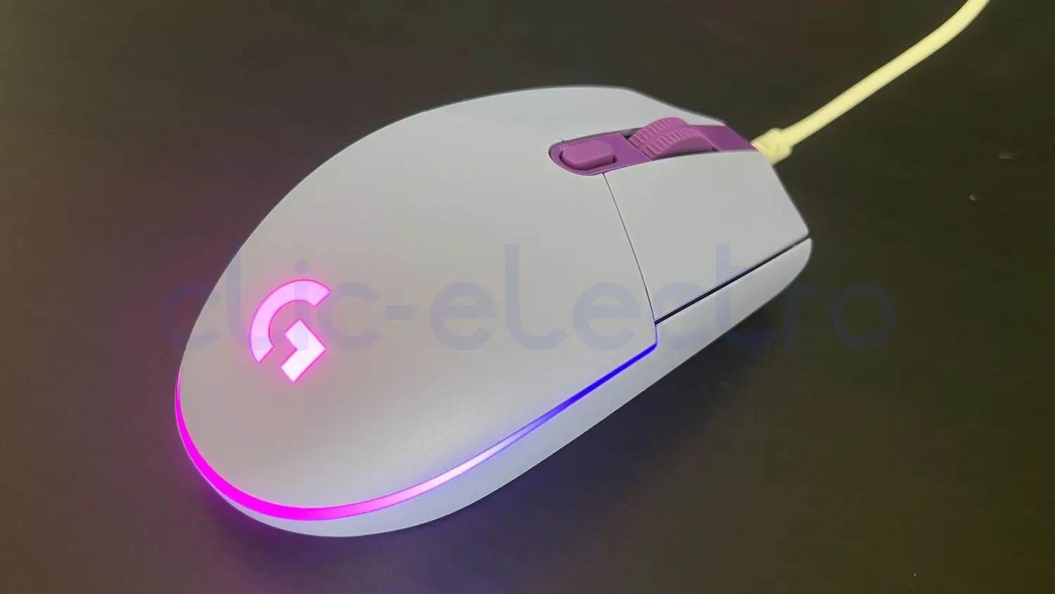 LOGITECH G203 LIGHTSYNC Souris gaming filaire – LOGITECH