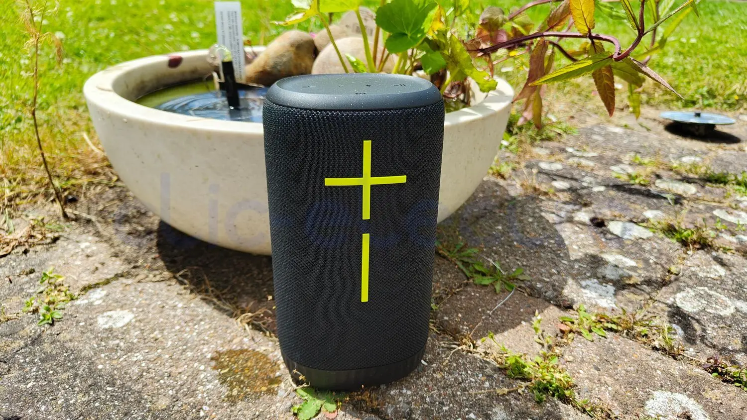 LOGITECH Ultimate Ears EVERBOOM Enceinte Bluetooth Noir – LOGITECH